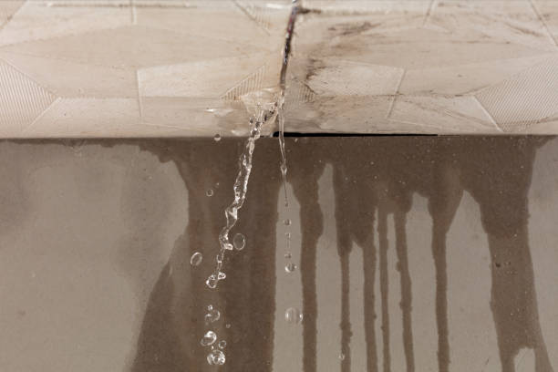 Professional Commercial Water Damage Restoration technician working in North Benton, OH
